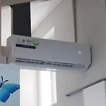 Apartment Super F1 Bis Climatise Mezzanine Dijon