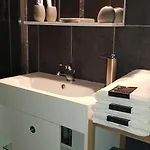 Apartment Super F1 Bis Climatise Mezzanine Dijon
