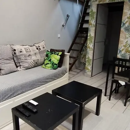 Super F1 Bis Climatisé Mezzanine Dijon