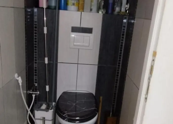 Apartment Super F1 Bis Climatise Mezzanine Dijon