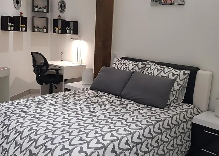 Super F1 Bis Climatise Mezzanine דירה *